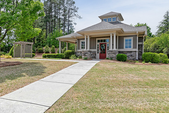 Clubhouse-3
