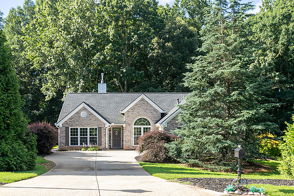 7140 Timberbrooke Dr-1