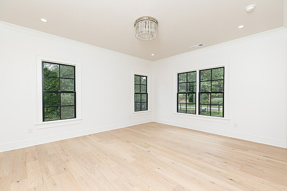 5400 Sargent Rd-36