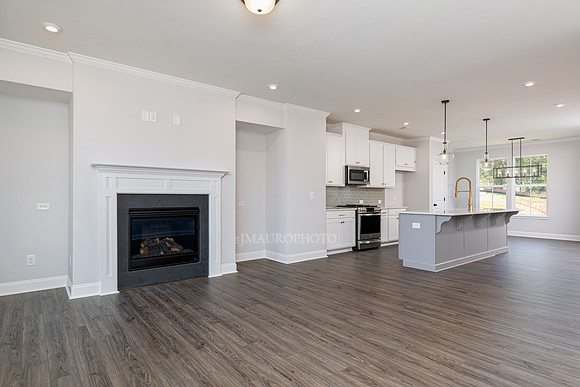 Family Room-4