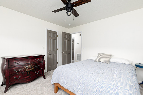 43 Faulkner Dr-36
