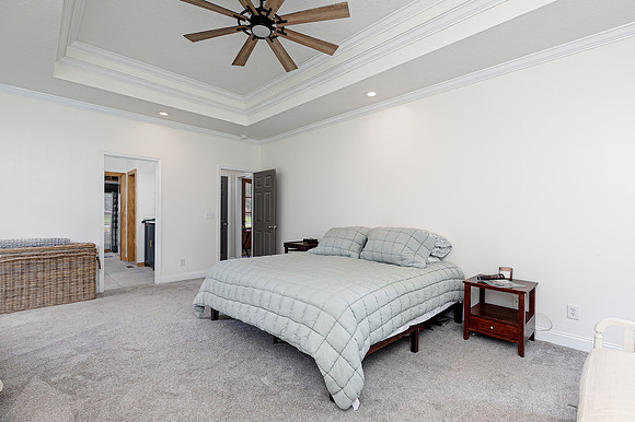 43 Faulkner Dr-29