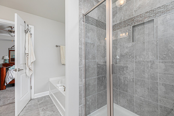 3302 Bellingham Way-18