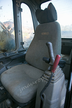 Kobelco 3-8