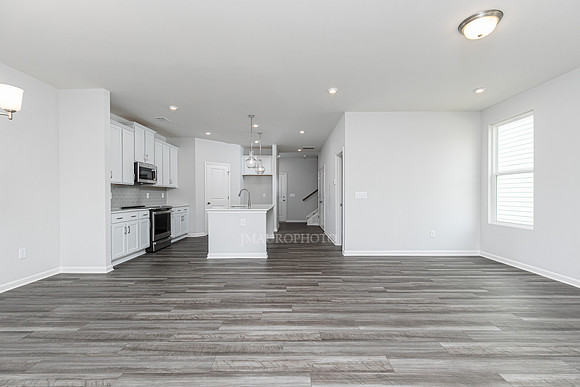 Family Room-Dining-1