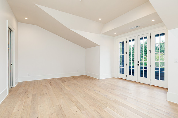 5400 Sargent Rd-42