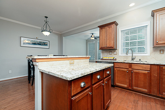 3410 Waters Edge Trl-23