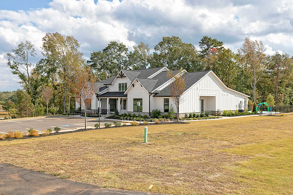 Clubhouse-3