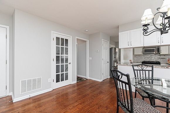 38 Parkside Circle-15