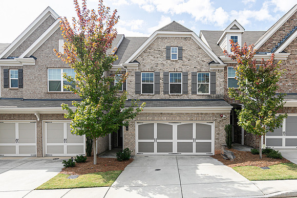 584 Bright St-1