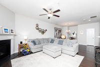 584 Bright St-10