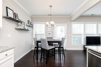 584 Bright St-15