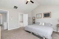584 Bright St-21