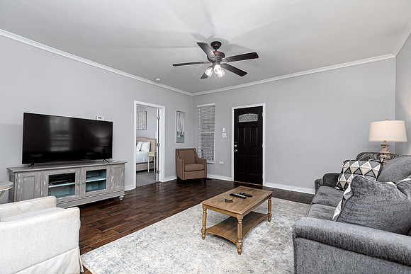 4481 McLain Cir-8