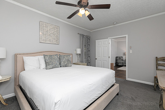 4481 McLain Cir-12