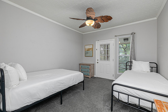 4481 McLain Cir-17