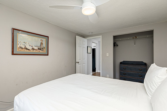 4481 McLain Cir-21