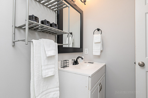 4481 McLain Cir-23