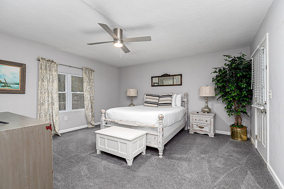 4481 McLain Cir-25