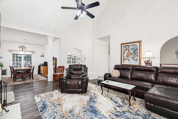 163  Clubhouse Dr-8