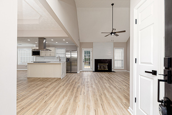 234 Thorne Wood Ln-6