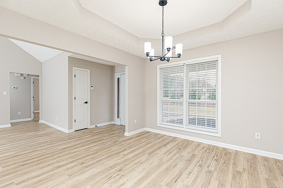234 Thorne Wood Ln-9