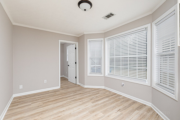 234 Thorne Wood Ln-17