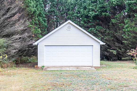 234 Thorne Wood Ln-32