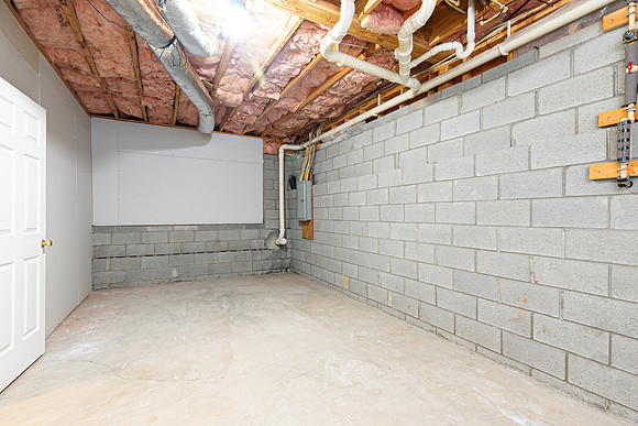 281 Cottonwood Loop-22