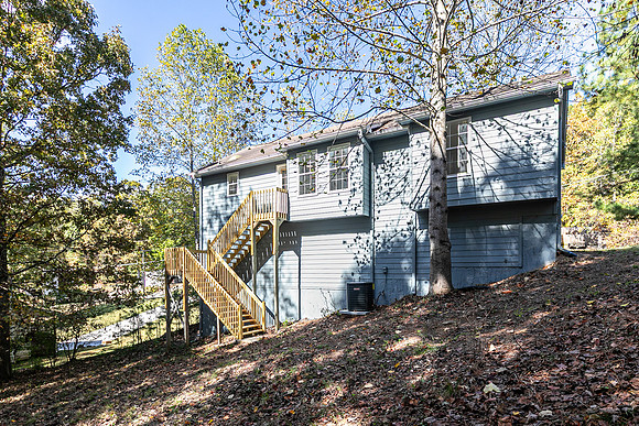 281 Cottonwood Loop-26