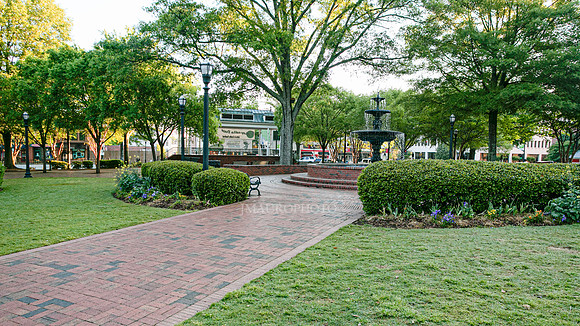 Marietta Square-3