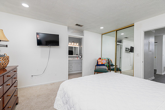 701 Parkaire Xing-20