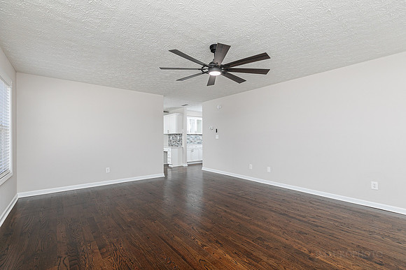 65 Ashford Dr-25