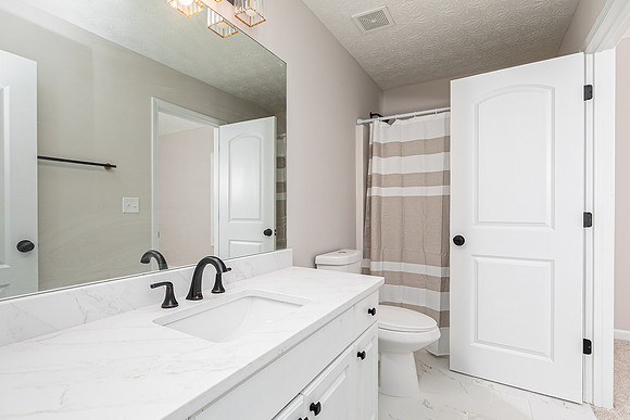 65 Ashford Dr-37