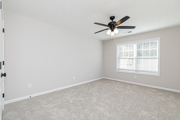 65 Ashford Dr-41
