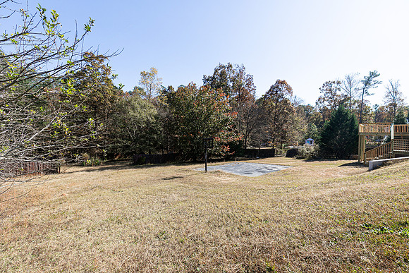 65 Ashford Dr-50