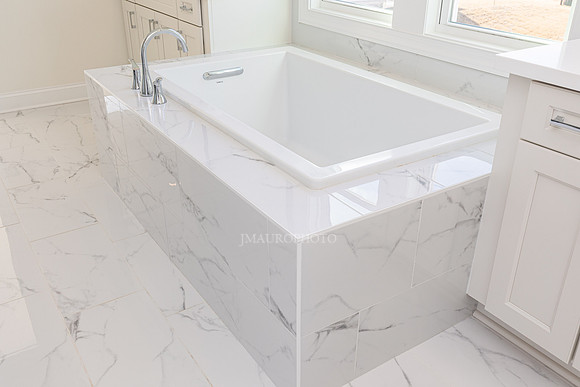 Monteluce Transitional-34