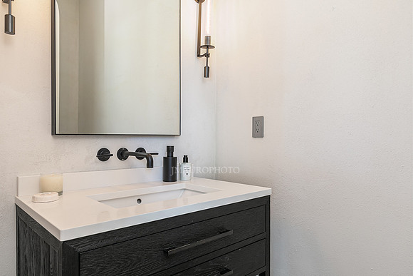Powder Room-1