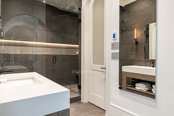 Hall Bath-1