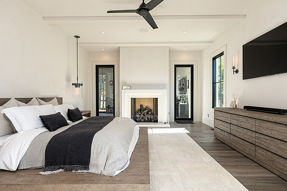 Owner's Bedroom-1