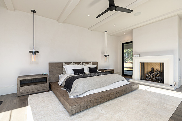 Owner's Bedroom-2
