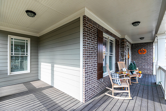 Rockford Ridge Dr-5