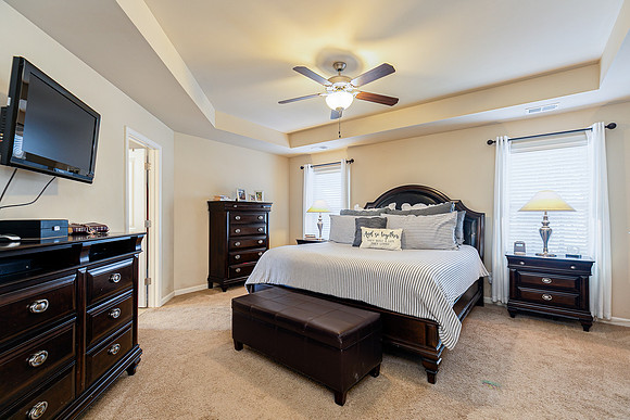 Rockford Ridge Dr-26