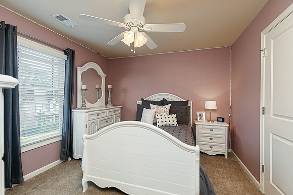 Rockford Ridge Dr-37