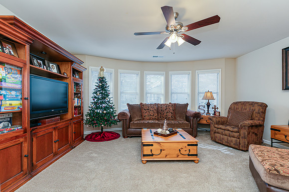 Rockford Ridge Dr-38