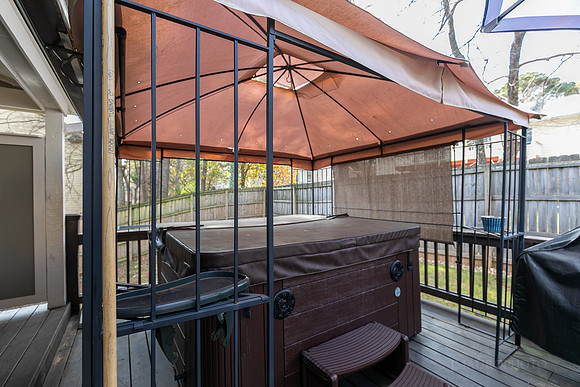 Rockford Ridge Dr-58