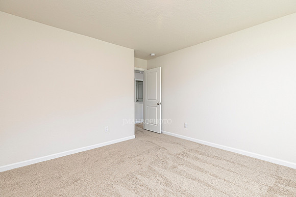 Bedroom 2-2