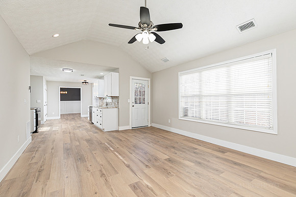 Eagle Glen Way-16