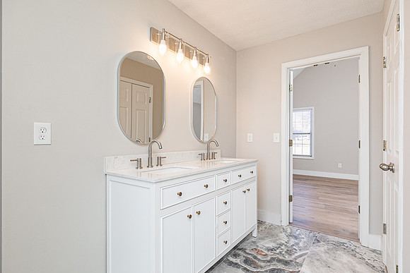 Eagle Glen Way-25