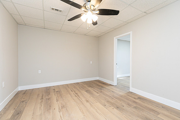 Eagle Glen Way-32